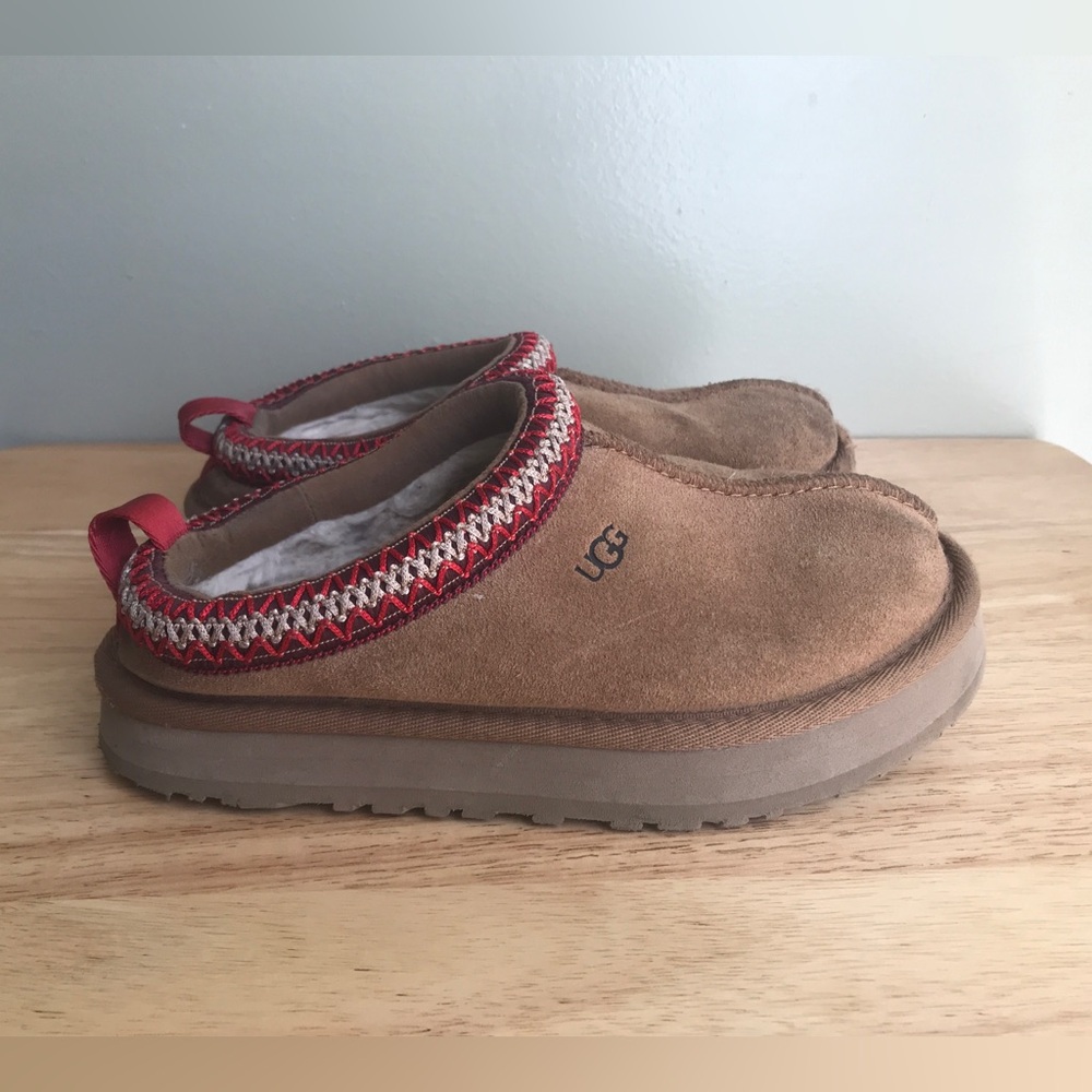 UGG Kids’ Tazz Slippers Size: US 1  EUR 32.5